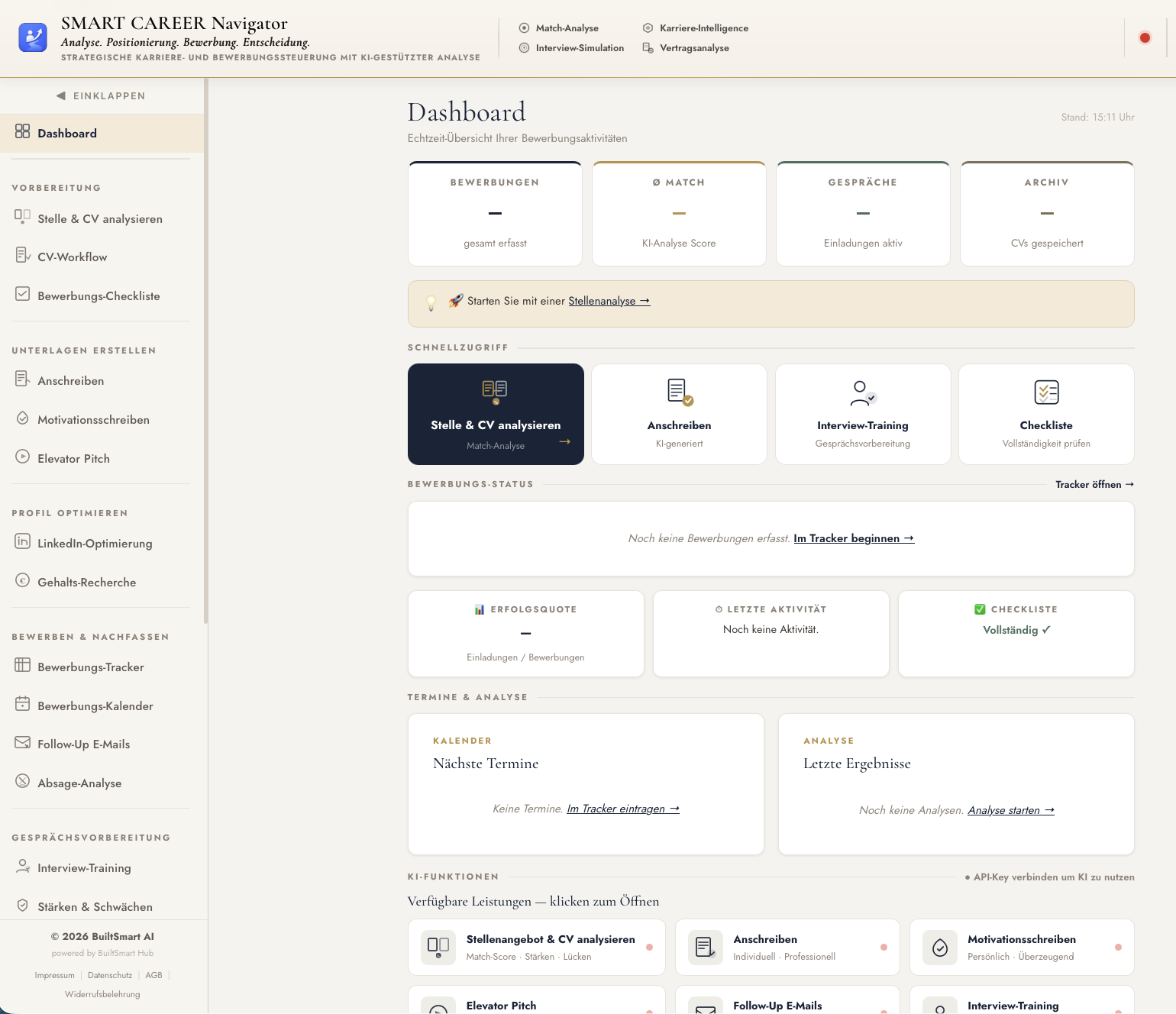 Vorschau der SMART CAREER Navigator Oberfläche mit Analyse-, Tracker- und Coach-Bereichen.